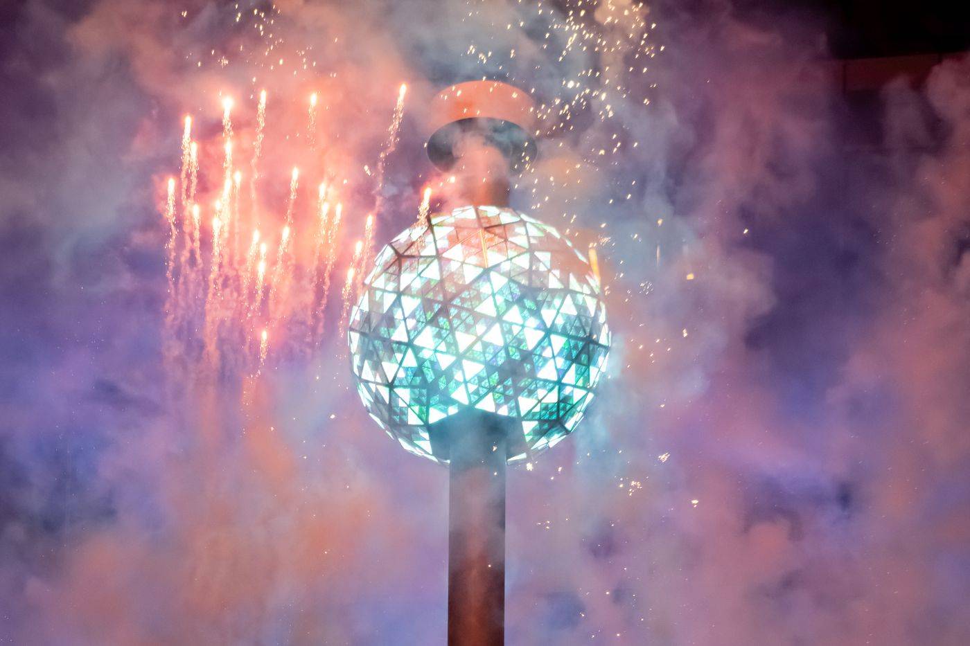 how to watch the times square ball drop for free