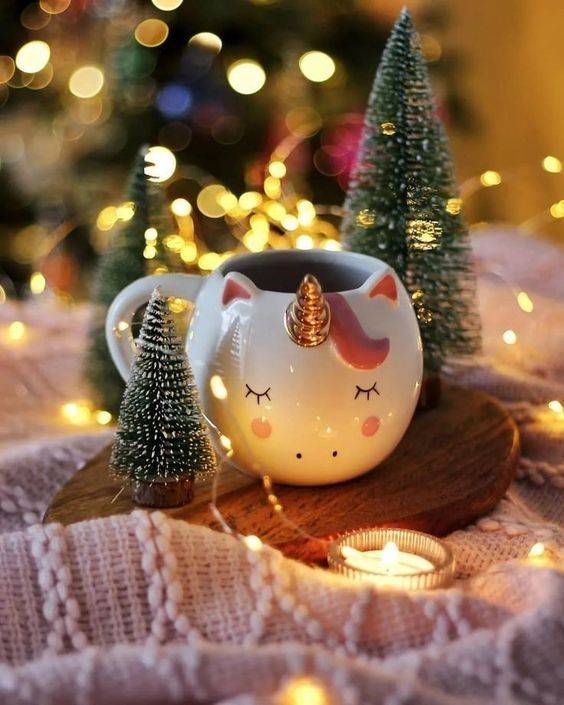 christmas tea cups